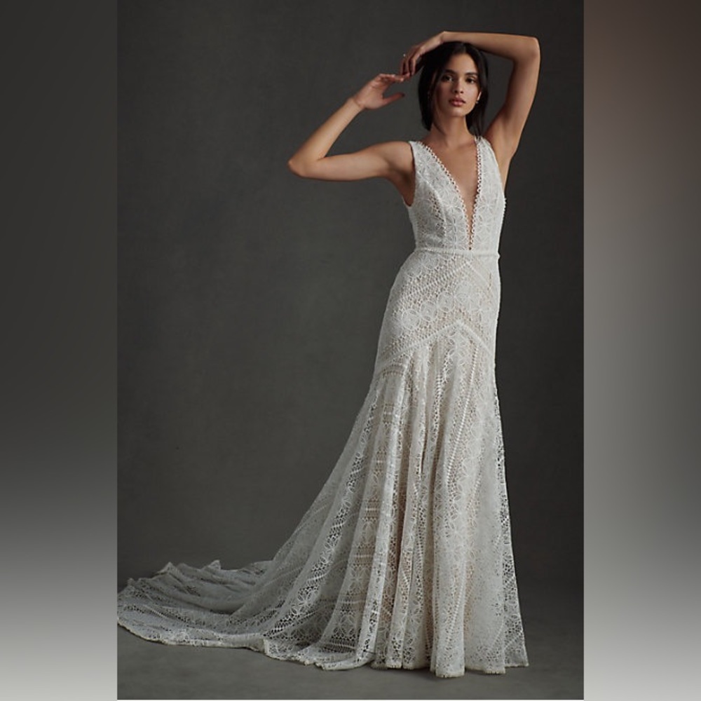 BHLDN Rish Lola Gown. Size 4. Color is ivory.